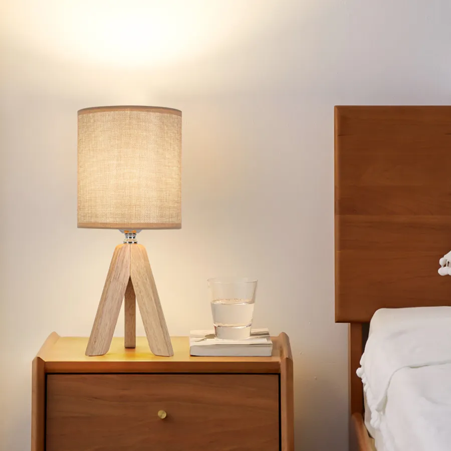 Berdor Mini Tripod Lamp