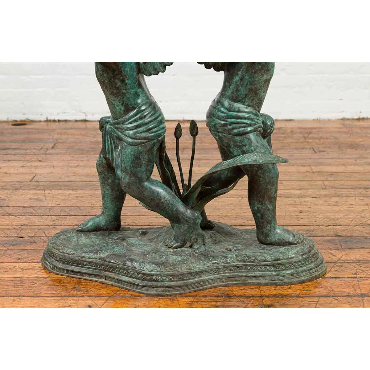 Cupids Table Base