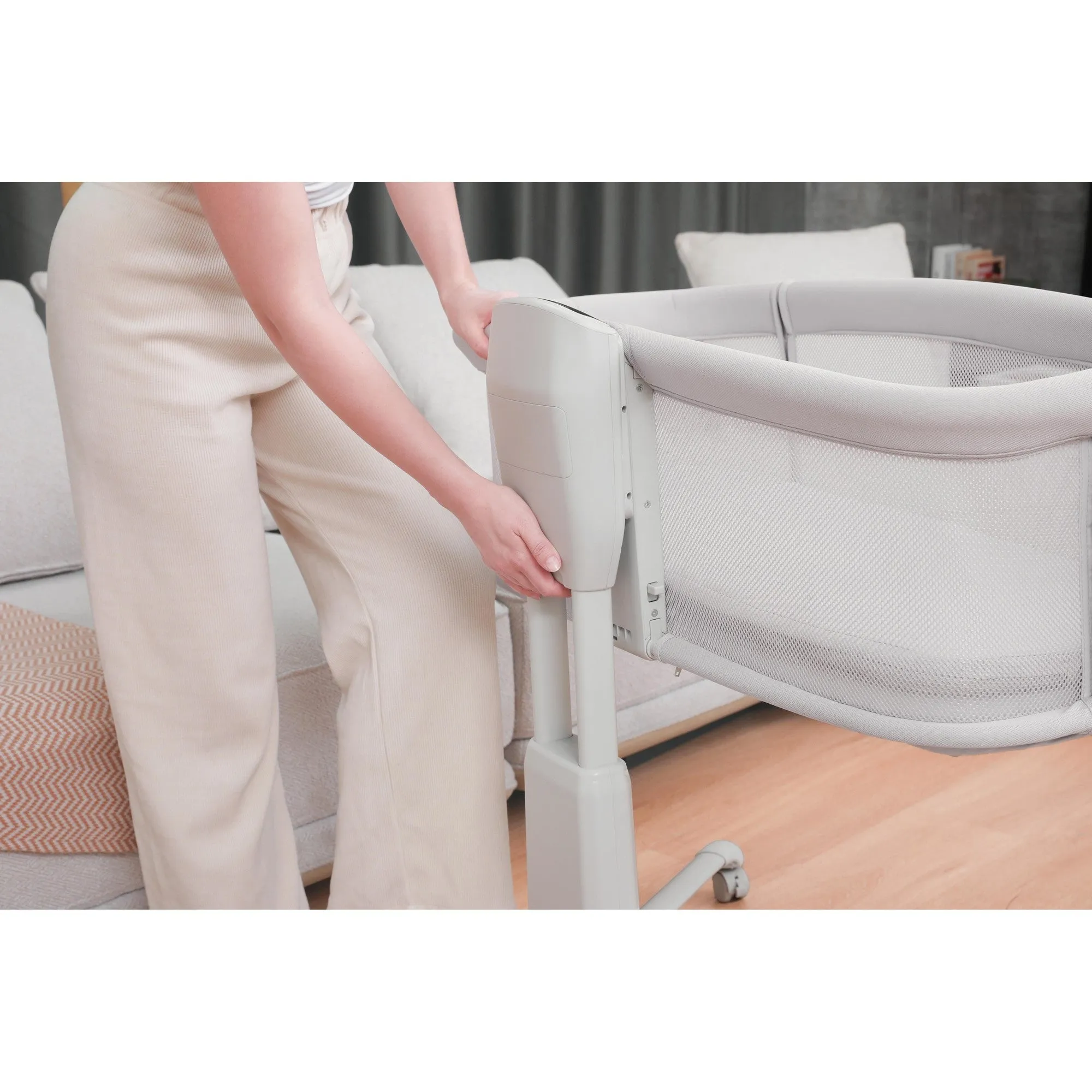 Mastela Dream Starlight Bedside Bassinet Birth  to 12M
