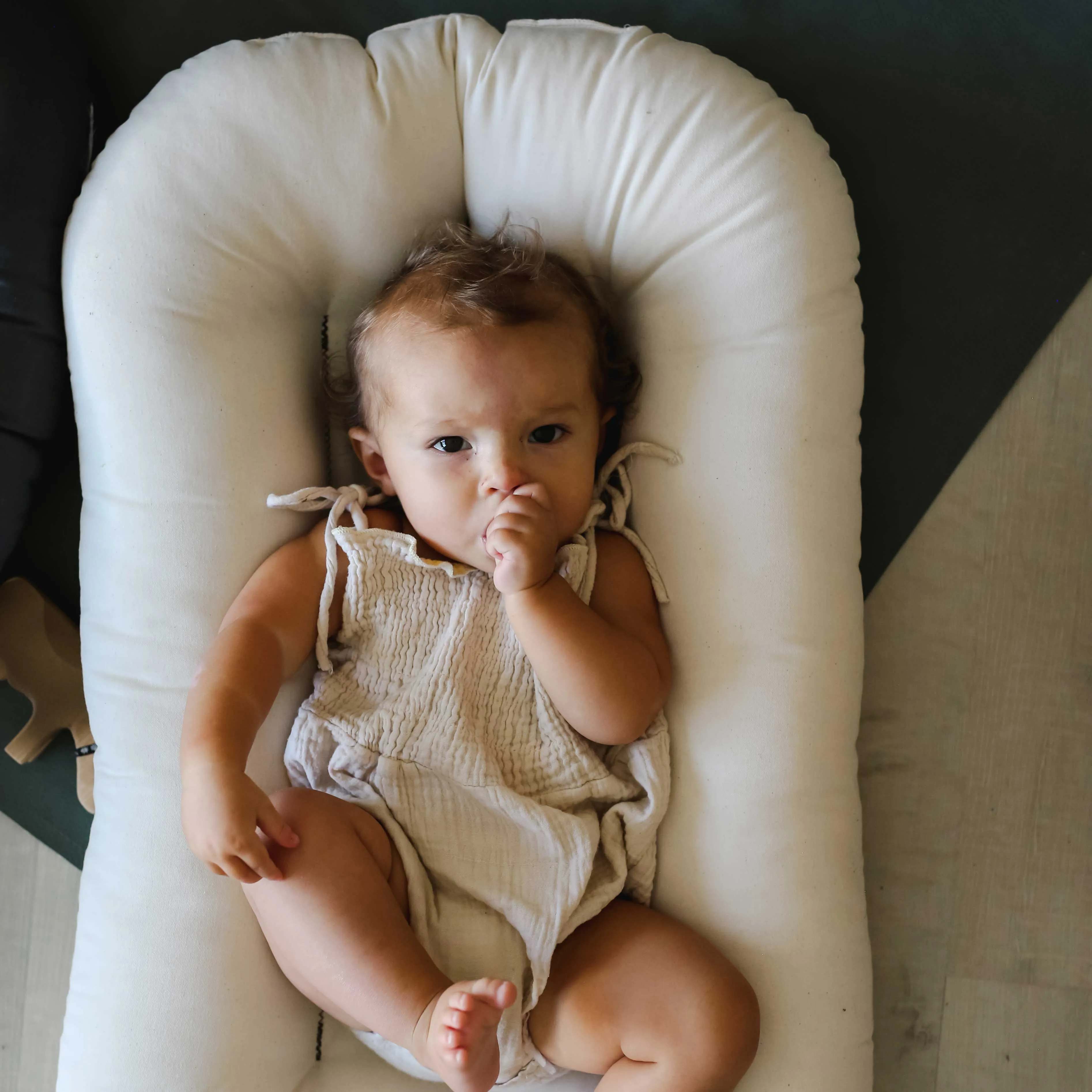 Snuggle Me Organic Natural Infant Lounger