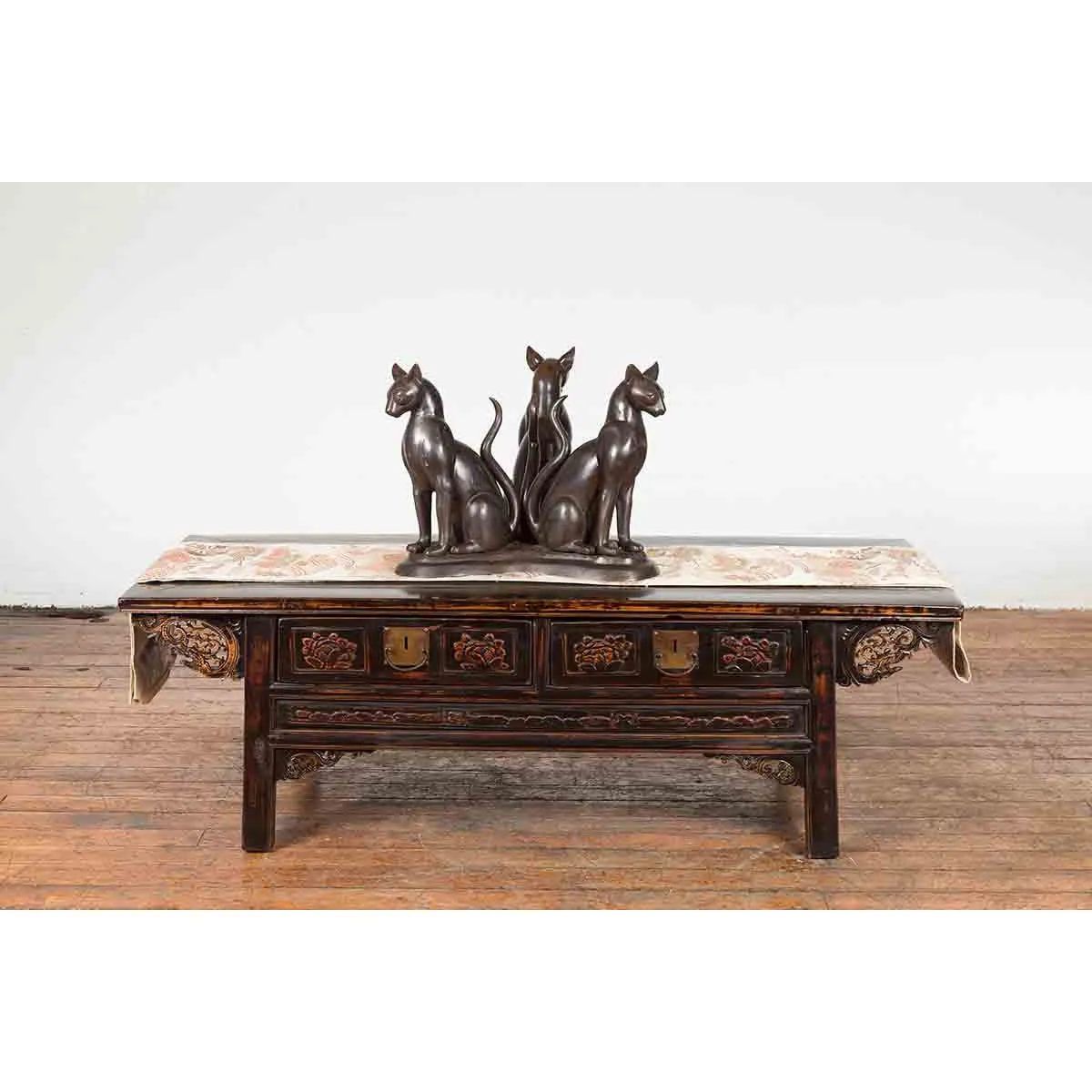 Triple Cat Tabletop